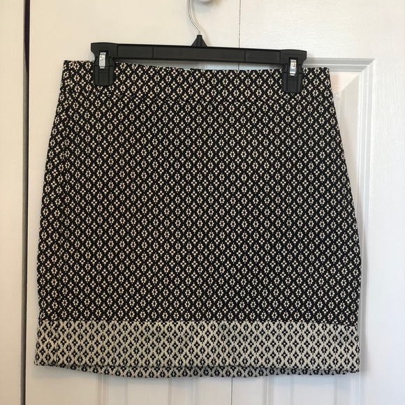 NWT Loft Black & Ivory A-line Skirt - Picture 5 of 10